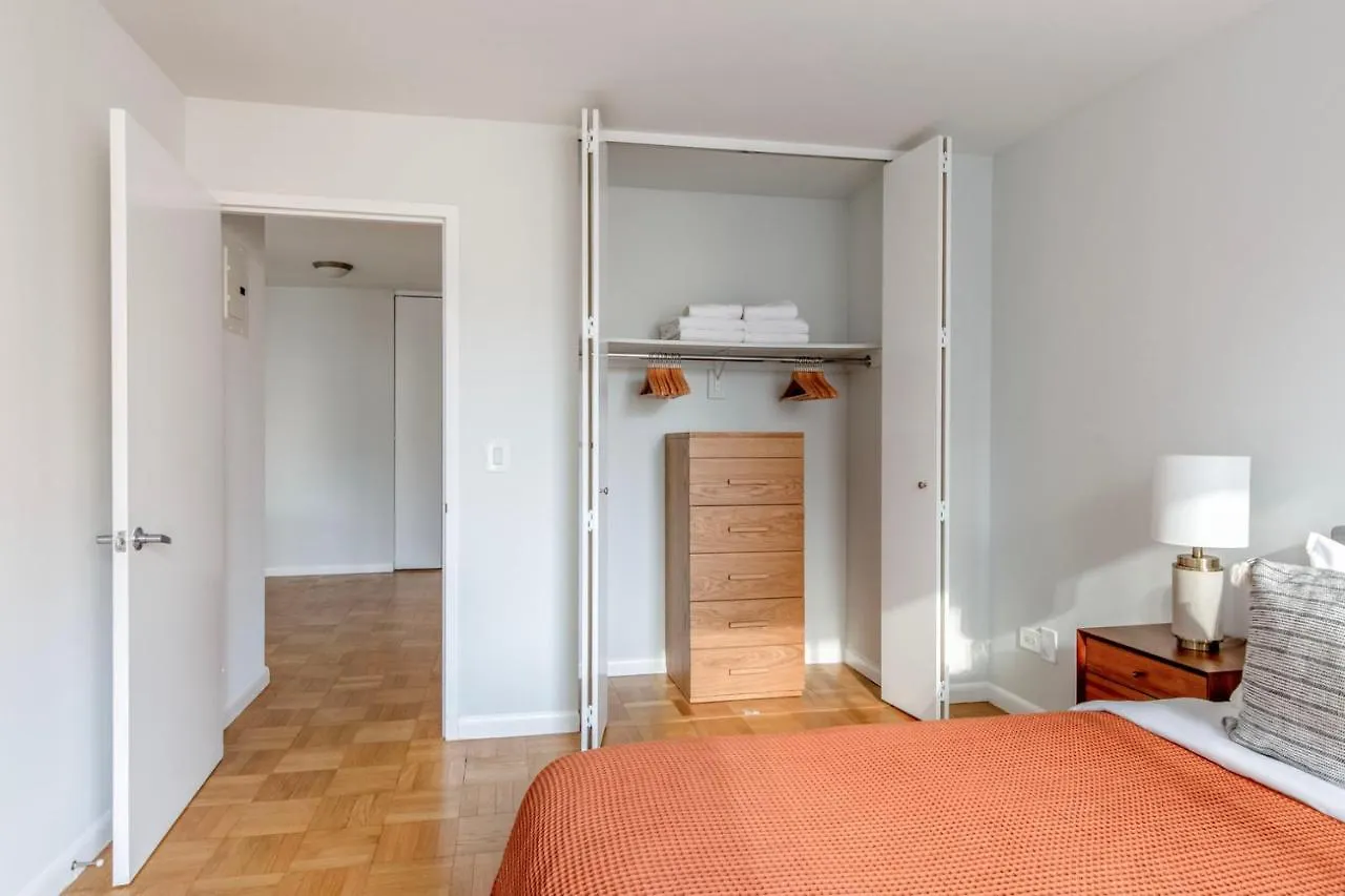 Midtown 1Br W Elevator Gym Nr Times Square Nyc-1350 Apartment New York